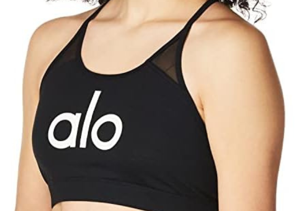 The Alo Yoga Revolution: From Yoga Mats to Fashion Capitals