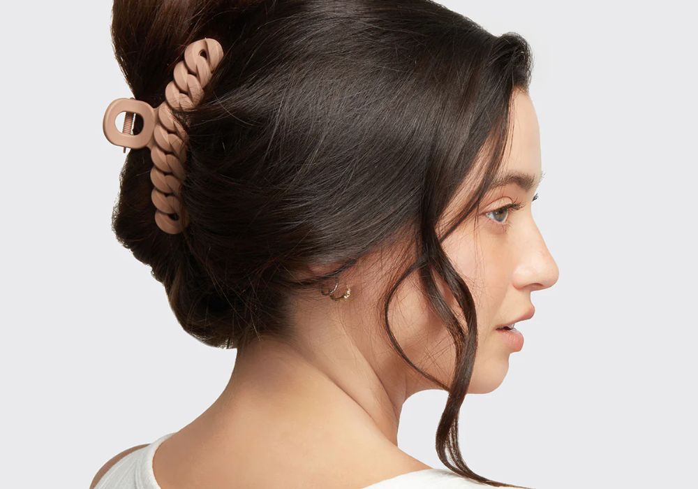 The Satin Revolution: How Kitsch Weaved a $260 Million Empire from a Single Hair Tie